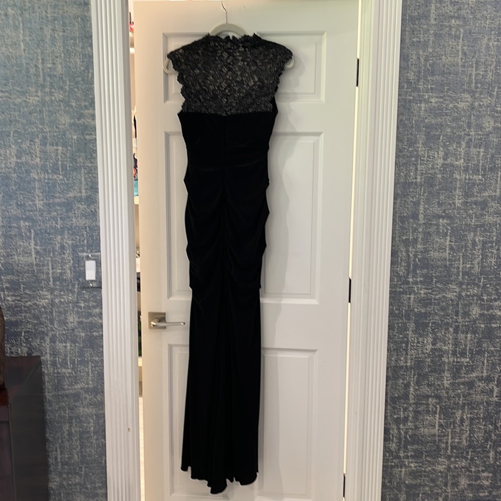 Cache black gown, size 4 - Picture 2 of 8
